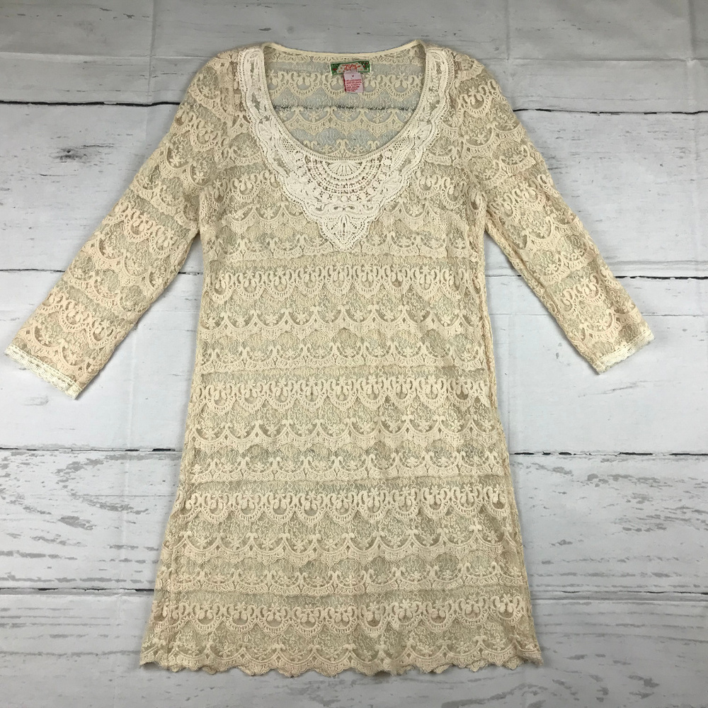 Flying Tomato womens M ivory cream sheer lace 3/4 sleeve scoop neck shift dress